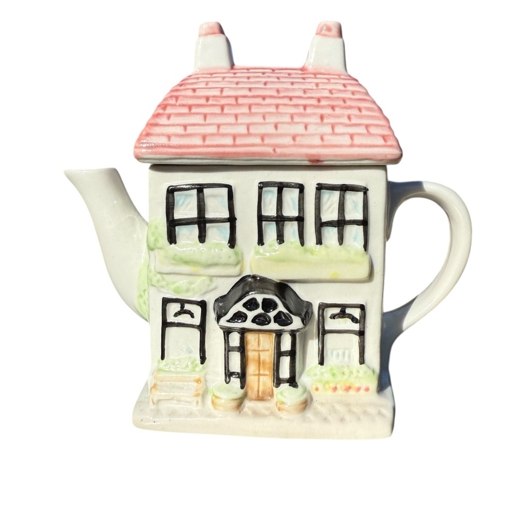 Vintage Ceramic English Tudor House Country Cottage Teapot 6” Tall Hand-Painted